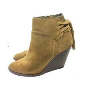 Frye Women's Tan Suede Wedge 'Cece' Ankle Boot sz 9.5M